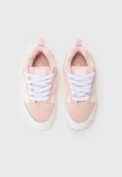 Vans KNU SKOOL UNISEX - Skate Shoes - Rose -Vans Shop UK 02f28c513cb540378b663ab8b6e955a3
