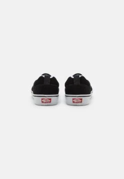 Vans Knu Slip Unisex - Slip-Ons - Black/True White -Vans Shop UK 0393dee0430643cc916e3d80c622f20c