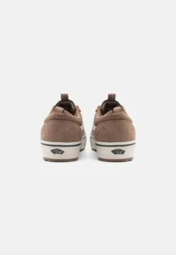 Vans MTE OLD SKOOL UNISEX - Trainers - Brown -Vans Shop UK 062fced7f01a4662841979e3059fc578