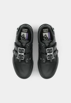 Vans LX OLD SKOOL BUCKLE - Trainers - Black -Vans Shop UK 0c201fef01954d9ab9a665bcc7facce0