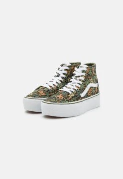 Vans Stackform - High-Top Trainers - Camo Loden Green -Vans Shop UK 0c412cf9ca4440668a3b16cefdf2303c