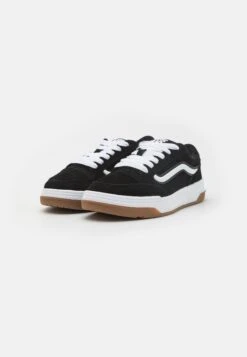 Vans HYLANE UNISEX - Trainers - Black/white/gum 15 Vans HYLANE UNISEX - Trainers - Black/white/gum -Vans Shop UK 0cf98c000b834550a6e6b5e0bff03dad
