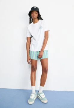 Vans KNU SKOOL UNISEX - Skate Shoes - Puritan Gray -Vans Shop UK 0d16ae64296b4e2db6b620bf96480142