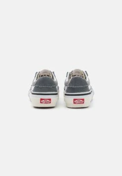 Vans Sk8-Low Reconstruct Unisex - Trainers 10 Vans Sk8-Low Reconstruct Unisex - Trainers -Vans Shop UK 0f29b85624db473f88b073c6fede6dfb