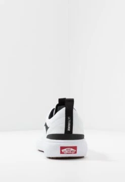 Vans Ua Ultrarange Exo - Trainers - White -Vans Shop UK 0fbfd8a559c74b8a8e2969de4273ee19