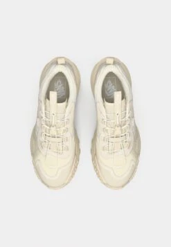 Vans MTE CROSSPATH XC GORE TEX UNISEX - Trainers - White -Vans Shop UK 0fcfb22ccbb8427a8680b74f869b225c