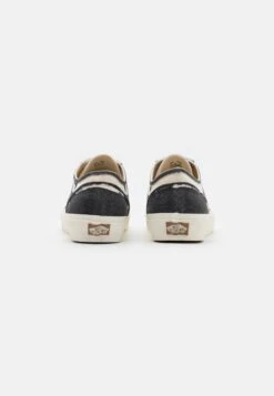 Vans OLD SKOOL TAPERED UNISEX - Trainers - Asphalt/natural 12 Vans OLD SKOOL TAPERED UNISEX - Trainers - Asphalt/natural -Vans Shop UK 112cf64fd4d345488c53d066dafaa1d2