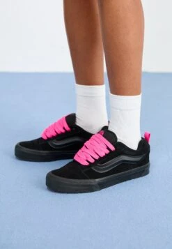 Vans KNU SKOOL UNISEX - Skate Shoes - Marmalade -Vans Shop UK 1136bdd3547c48458ecba112e18b6235 1