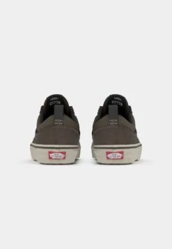 Vans MTE OLD SKOOL INSULATED UNISEX - Trainers - Brown 15 Vans MTE OLD SKOOL INSULATED UNISEX - Trainers - Brown -Vans Shop UK 19bb20c1b4b748bd9697f70b79ea1945