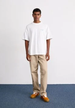 Vans PREMIUM OLD SKOOL UNISEX - Trainers - Black/white -Vans Shop UK 1b7072f2f6e742368d199bb7fe5979e9 1