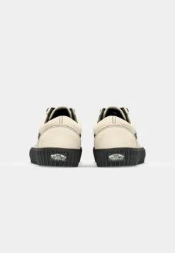 Vans OLD SKOOL CREEPER - Trainers - Grunge Classic White -Vans Shop UK 1cbab4ccdc6b4f6382c265098d259df5