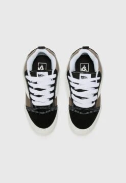 Vans KNU SKOOL UNISEX - Skate Shoes - Tone Black/bungee -Vans Shop UK 1cd3e9c7437b404cb04ae88ced5a7f66