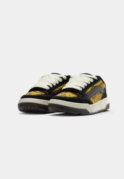 Vans HYLANE UNISEX - Skate Shoes - Black/yellow -Vans Shop UK 20942d1134844259bec30f692b174586
