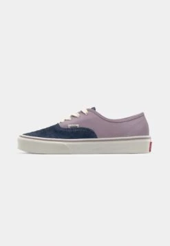 Vans AUTHENTIC UNISEX - Trainers - Deep Twilight -Vans Shop UK 20ca57515f4845bdab74ca3933c4956a 8