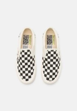 Vans Slip On Vr3 Unisex - Slip-Ons -Vans Shop UK 21cbb2cf717145eba2494f96b08f7844