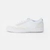 Vans CruzeUnisex - Trainers - True White/True White -Vans Shop UK 22272a37176a44ebaff802e6e224cf1d