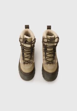 Vans SNOW KICKER GORE TEX UNISEX - Winter Boots - Bay Leaf 13 Vans SNOW KICKER GORE TEX UNISEX - Winter Boots - Bay Leaf -Vans Shop UK 23bbdfc1d8a54a2fa73b33b48e6f4a7d