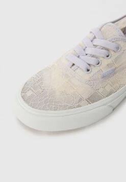 Vans AUTHENTIC - Trainers - Chouchou Evening Haze -Vans Shop UK 245a6f63820e41b6be6651e3f1c482a6