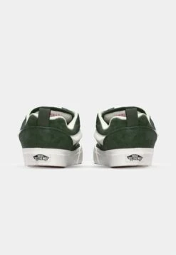 Vans KNU SKOOL UNISEX - Trainers - Dried Kelp -Vans Shop UK 2674e6a1b3864315907a167ae39a6d13