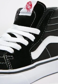 Vans Sk8-Hi Unisex - High-Top Trainers - Black/True White -Vans Shop UK 27d9f101162348aabd122249c7f36613