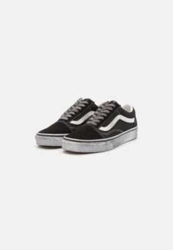 Vans Old Skool Unisex - Trainers - Stressed Black/White -Vans Shop UK 2b60ea2497ce445bacb2b20f576ede07