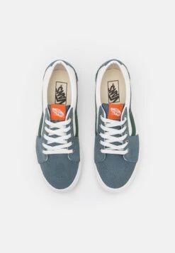 Vans Sk8 Low Unisex - Trainers - Varsity Blue/Green 11 Vans Sk8 Low Unisex - Trainers - Varsity Blue/Green -Vans Shop UK 2cc1c281c3c147b2936b357304c1220e