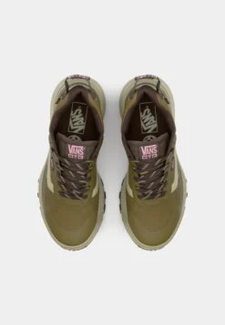 Vans MTE CROSSPATH UNISEX - Trainers - Brown/pink 27 Vans MTE CROSSPATH UNISEX - Trainers - Brown/pink -Vans Shop UK 2d2dbfcec7ef4d6088c27b4e34ec2815