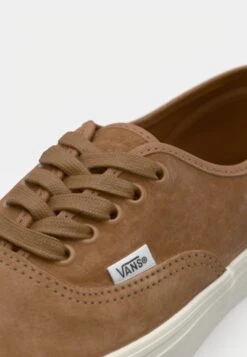 Vans AUTHENTIC UNISEX - Trainers - Chipmunk -Vans Shop UK 2db3981100a54355ac96995b34e208c6