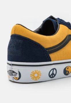 Vans OLD SKOOL UNISEX - Trainers - Dress Blues/golden Glow -Vans Shop UK 2ebac72caac24651a2c1fa0fd559445a