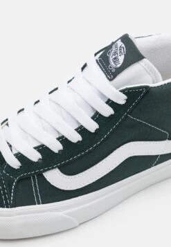 Vans Mid Skool 37 Unisex - High-Top Trainers - Darkest Spruce/True White 17 Vans Mid Skool 37 Unisex - High-Top Trainers - Darkest Spruce/True White -Vans Shop UK 2fdcf2a455744bf79881620212c1fd97