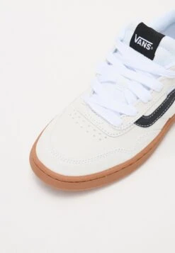 Vans CRUZE 3.0 UNISEX - Trainers - White/gum -Vans Shop UK 33e9cc72053a42599443b2cbd174cd54