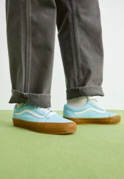 Vans PREMIUM OLD SKOOL UNISEX - Trainers - Pop Lace Scarab -Vans Shop UK 34f47142632f475f84b4a8ecf2b4986b 3