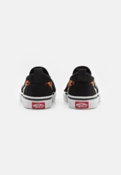 Vans Slip-On Unisex - Slip-Ons - Racing Red/Black -Vans Shop UK 35fe38c897004397885043c6a202dac0