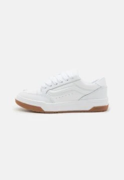Vans HYLANE UNISEX - Skate Shoes - White