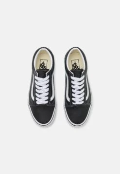 Vans Old Skool Stackform - Trainers - Black/True White -Vans Shop UK 38c05339c7574ff2b35bc2211d0c6b85