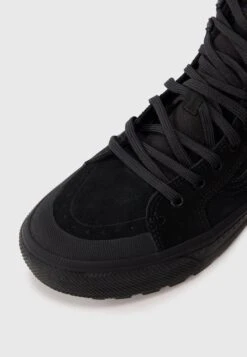 Vans MTE SK8 HI WATERPROOF INSULATED UNISEX - High-top Trainers - Black -Vans Shop UK 3a6f0852fb1d45f1ad0dcd9139a0d5a2