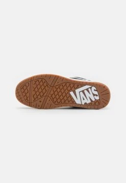 Vans HYLANE UNISEX - Trainers - Black/white/gum 18 Vans HYLANE UNISEX - Trainers - Black/white/gum -Vans Shop UK 3a6f8ed3fc1d46519f5975478fd59423