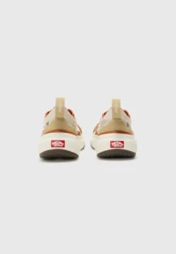 Vans MTE ULTRARANGE NEO VR3 - Trainers - Oatmeal -Vans Shop UK 3c94605d3f114c208c30e560ef6f1c6d