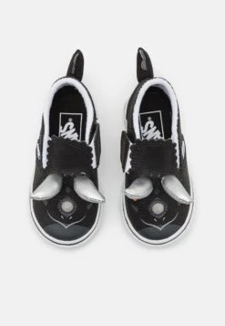 Vans Triceratops Slip-On Unisex - Trainers - Black/True White -Vans Shop UK 3dad28ee41b74c8dae2ad27e022ff743