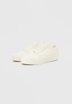 Vans OLD SKOOL - Trainers - Marshmallow -Vans Shop UK 3daff9329c3c4c81a68305a4d6254211