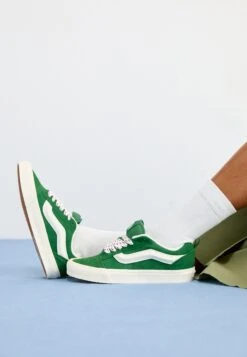 Vans KNU SKOOL UNISEX - Skate Shoes - E S Floral Laces Sun Kiss 27 Vans KNU SKOOL UNISEX - Skate Shoes - E S Floral Laces Sun Kiss -Vans Shop UK 3e03be747ed44b0292d1c843a65716b5 12