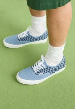 Vans AUTHENTIC UNISEX - Trainers - Chipmunk -Vans Shop UK 3ea4a8ba74a74aef90be47323aebf609 5