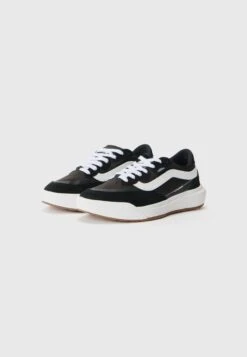 Vans MTE ULTRARANGE 2.0 SE UNISEX - Trainers - Black/white 20 Vans MTE ULTRARANGE 2.0 SE UNISEX - Trainers - Black/white -Vans Shop UK 44214a4be3404f13ab2e60722efd81cb