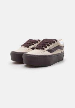 Vans Knu Stack - Skate Shoes - Birch/Fudge -Vans Shop UK 45433b85cd5c49cfac3f922bbcdc4743