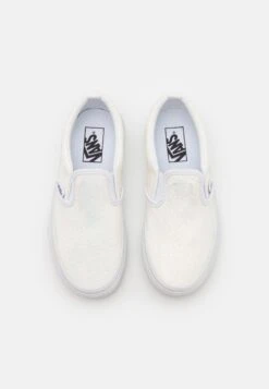 Vans Slip-On - Slip-Ons - White 11 Vans Slip-On - Slip-Ons - White -Vans Shop UK 46f994696994450297c310d72a472d6a
