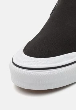 Vans Classic Slip-On Unisex - Slip-Ons 13 Vans Classic Slip-On Unisex - Slip-Ons -Vans Shop UK 47b5808a91bb4b9aa9dc2da7fd81bb1a