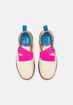 Vans Strker Ultimatewaffle Unisex - Trainers - Digital Dance/Transparent Yellow -Vans Shop UK 4813747aecec49d2b7511d89c9c87132