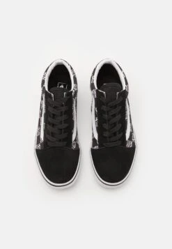 Vans Old Skool - Trainers - Daze Black -Vans Shop UK 485c1a66057840db83d7c446c553b6b4