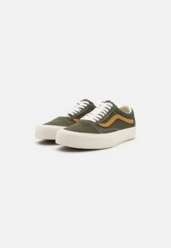 Vans Old Skool Vr3 Unisex - Trainers - Grape Leaf -Vans Shop UK 4b4482fc7e36458ba2867d9461772e1e