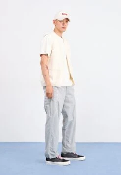 Vans PREMIUM OLD SKOOL UNISEX - Trainers - Pop Lace Black/gray -Vans Shop UK 4b758b7394f248a29d02de5a862d2a6b